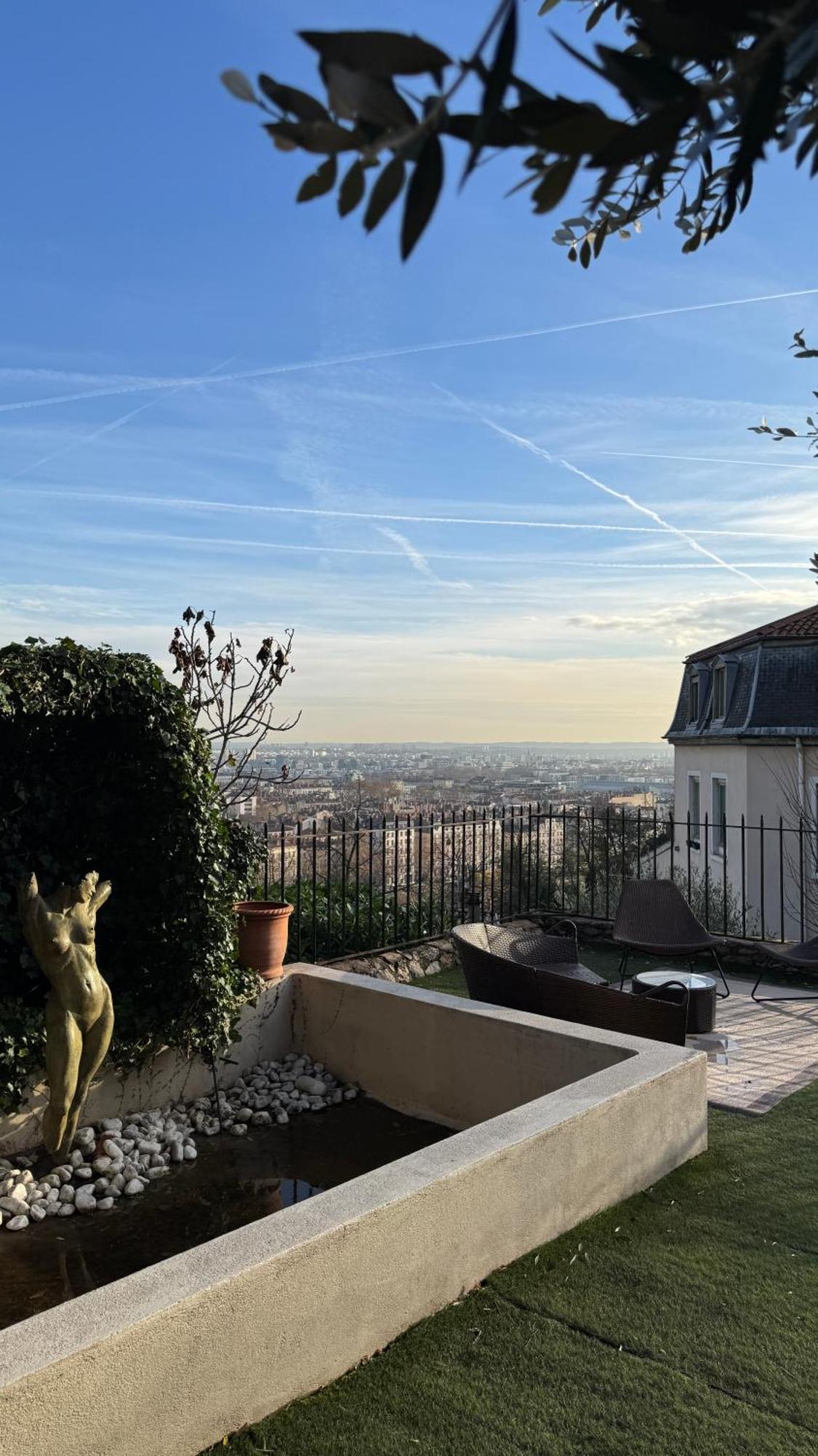 Mihotel Le Gourguillon Lyon Eksteriør billede